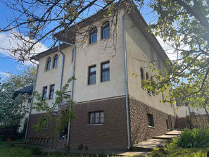 Centru Centru 254m2 pentru investitie superba.
------...