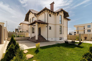 Stauceni Trăiește visul: Lux Villa
------
Descoperiți ...