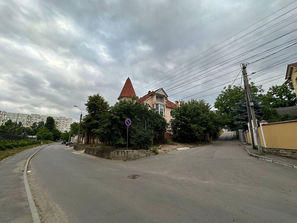 Stauceni Casă în 2 nivele, Centru, 157 mp!
------
Ofer...
