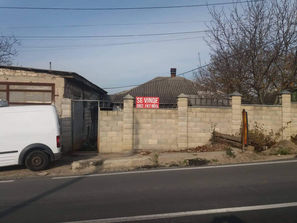 Orhei Casa pe pamant Nistreana
------
Casa in secto...